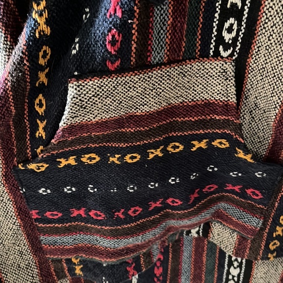 Medium gender nutral Baja hoodie. - Picture 3 of 3